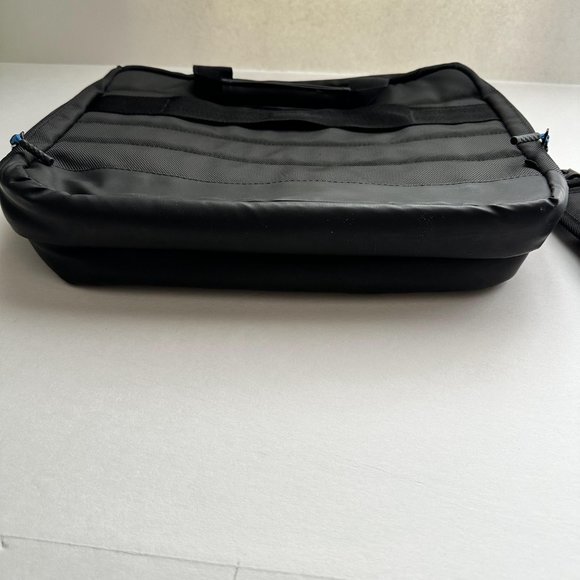 Dell 15” Laptop Carrying Case Briefcase Shoulder Bag For Computer Black - Picture 12 of 16